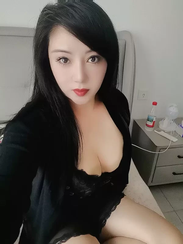 兼职小骚妇