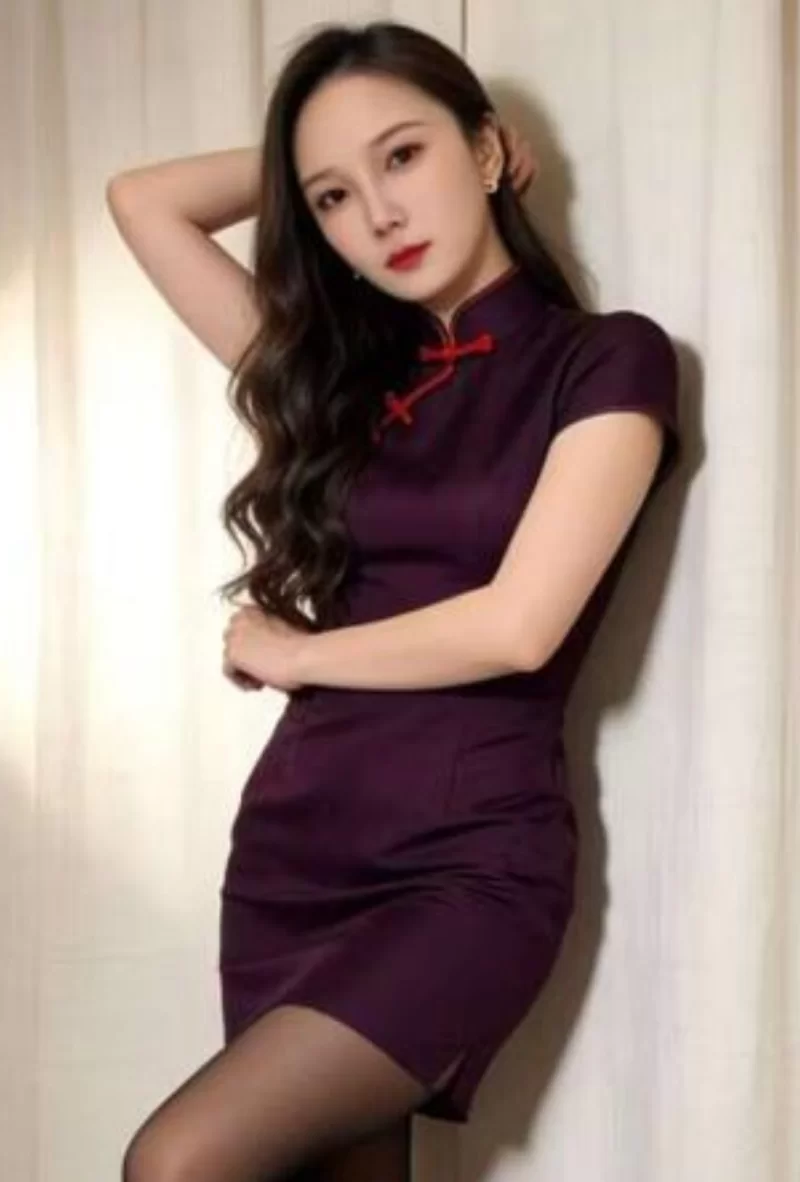 崂山丝袜少妇依依