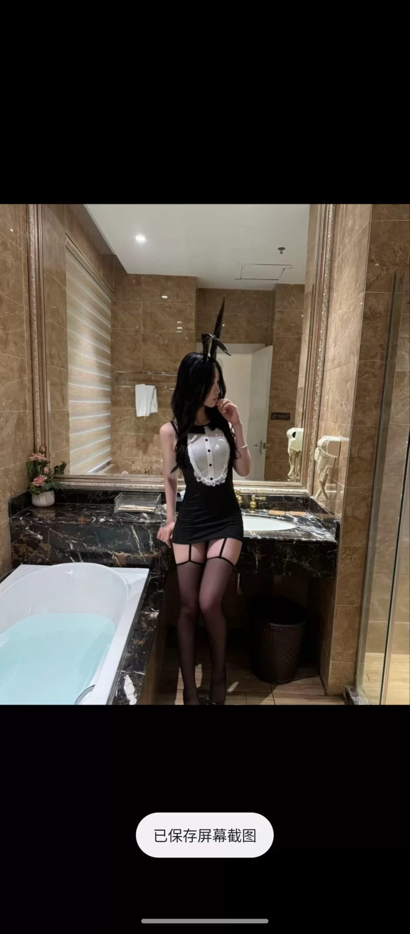 年龄小刚出道的小姐姐