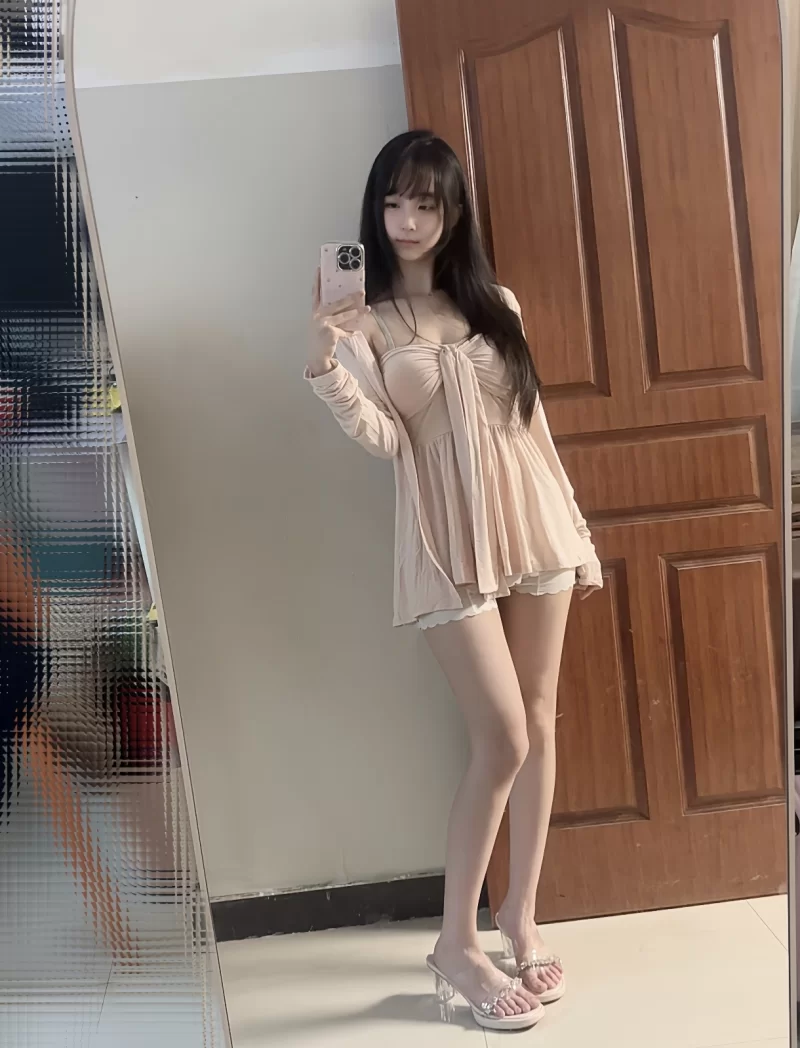 听话白嫩小妹