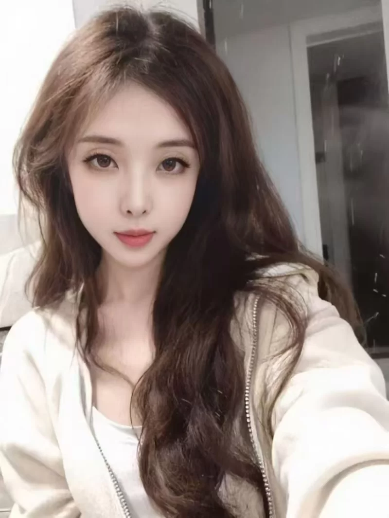 在刷小少妇月月