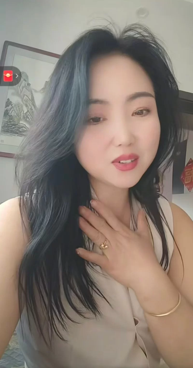 丰乳肥臀情绪价值高的兼职嫂子