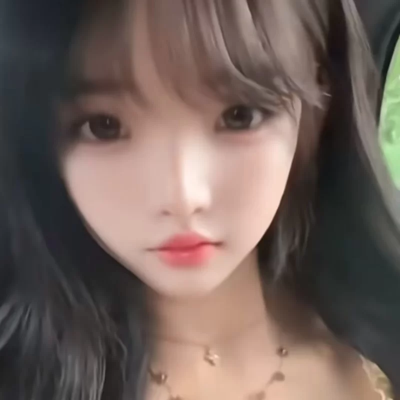 福州微胖巨乳小妹，自租房，氛围好