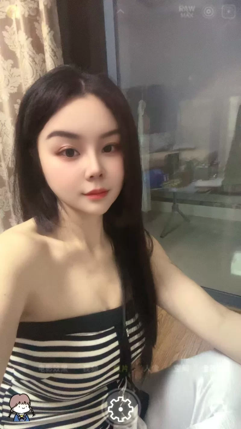 身材不错美少妇芳芳