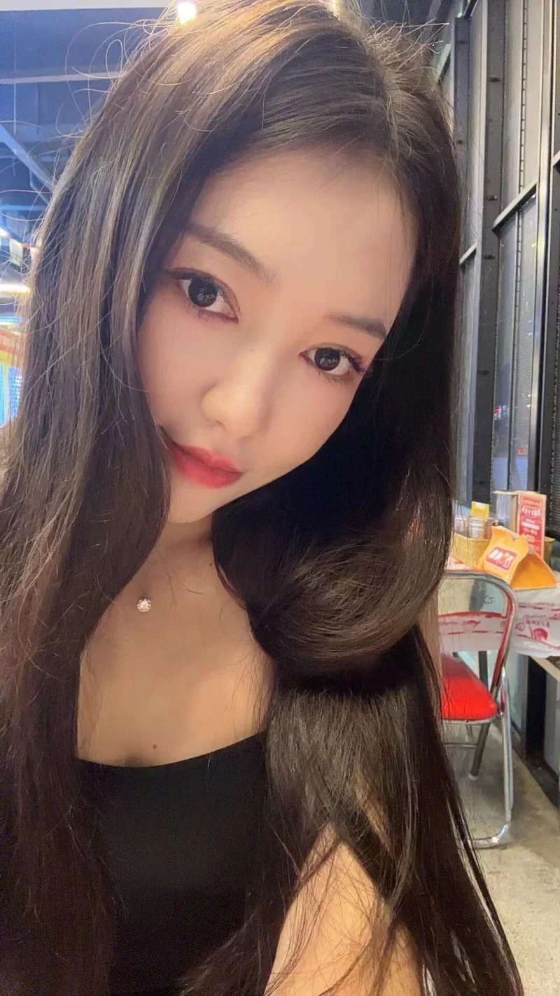 探花西城嫩妹