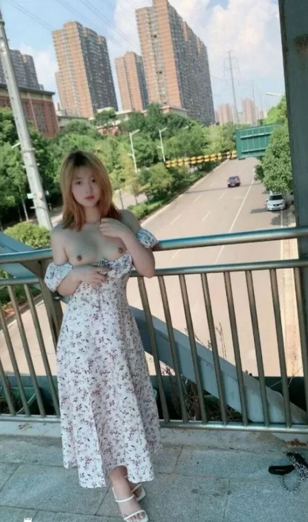 刚出社会兼职妹妹