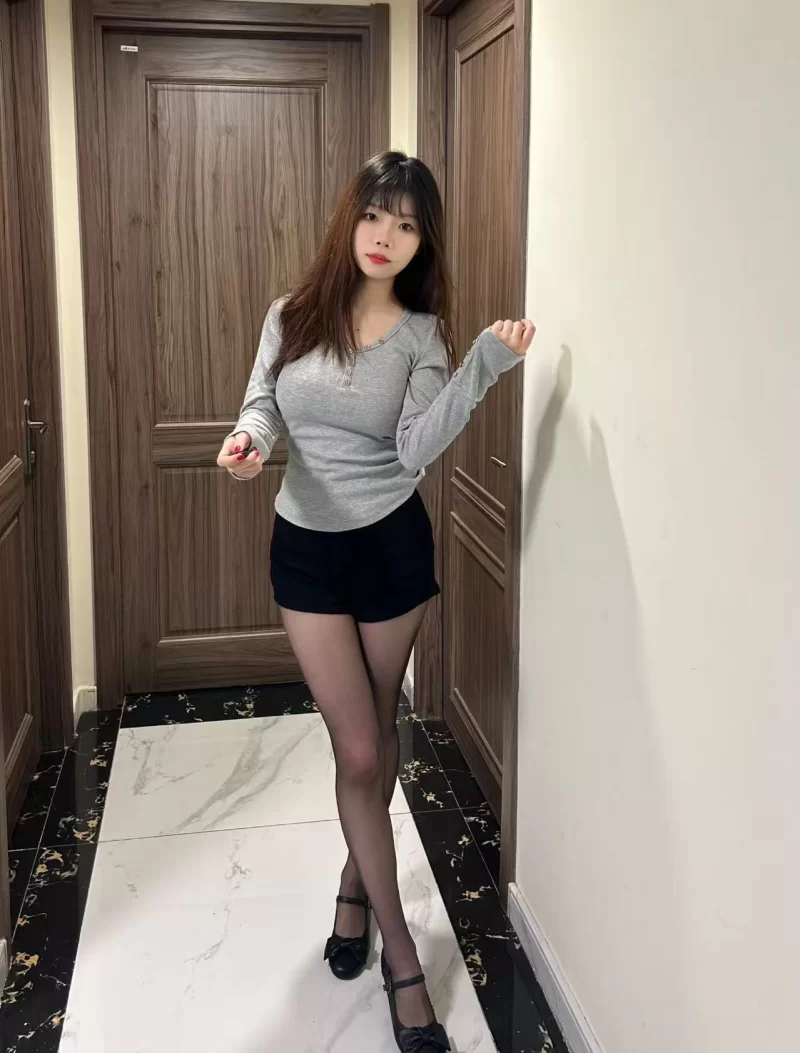 温州刚下海学妹配合各种骑乘位骚首弄姿