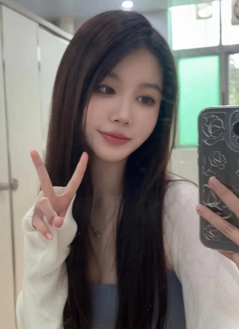 极品身材小嫩妹