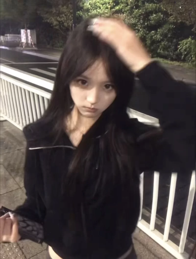 宝安清纯学妹白虎嫩妹