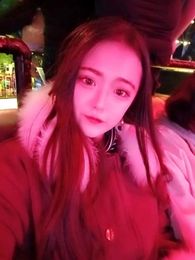 长的不错的小姐姐，很温柔