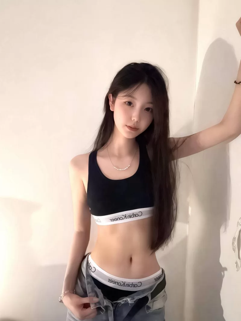 罗湖区巴掌脸嫩妹