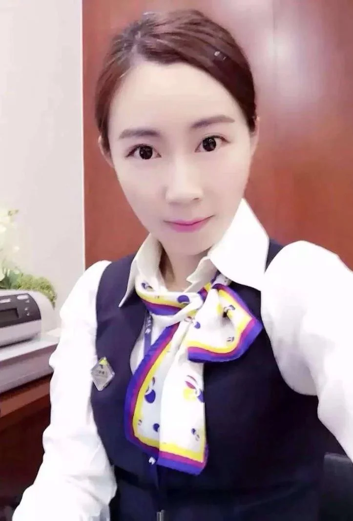 苏州银行OL娇妻曹晶的性解放